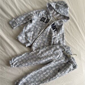 Old Navy Kids Floral Blue Sweatsuit